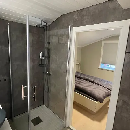 Tverrfjell Apartment Hopen (Austvagoy)