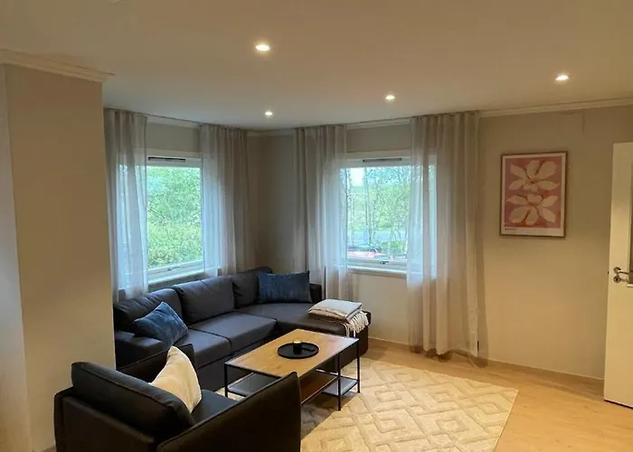 Tverrfjell Apartment Hopen (Austvagoy)