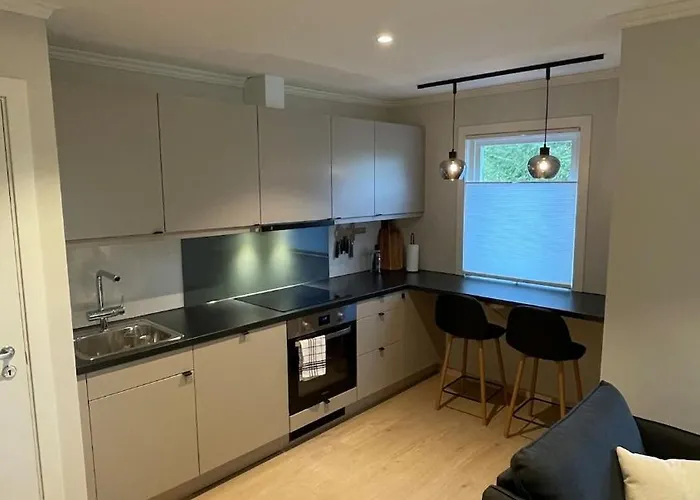 Tverrfjell Hopen (Austvagoy)